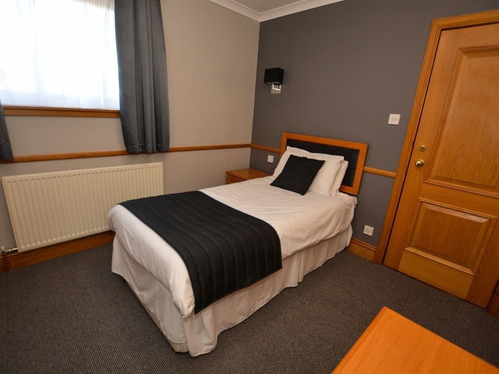 New 3* Ellon